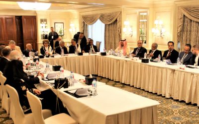 Discusses the reconstruction of Yemen. A forum for economic leaders begins its work in Cairo.